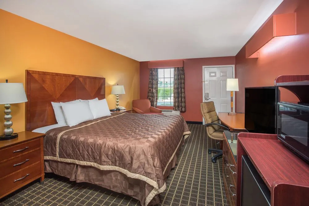 Baymont by Wyndham Commerce GA Near Tanger Outlets Mall