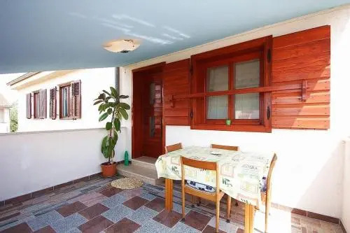 Apartments Pifar