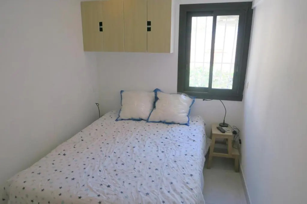 Appartement de standing avec belle terrasse 100m plages
