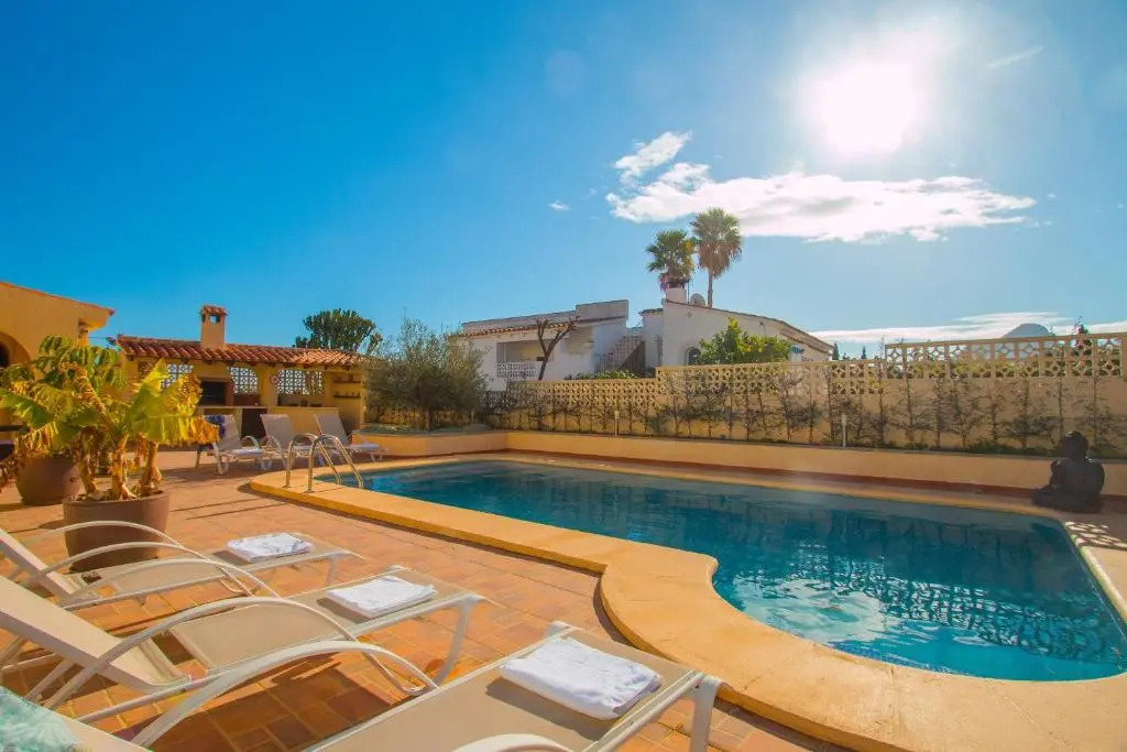 Villa Ebro - PlusHolidays