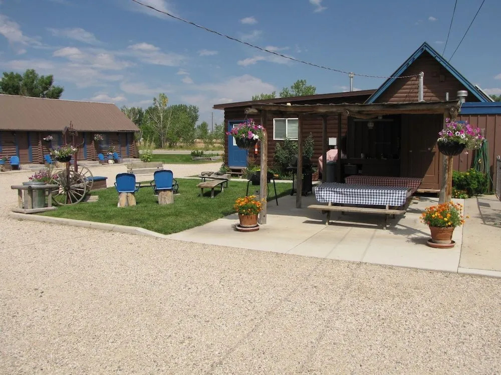 Blue Gables Motel