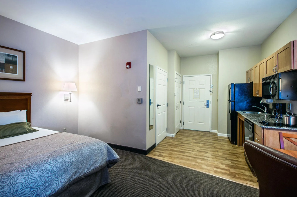 Candlewood Suites Windsor Locks by IHG