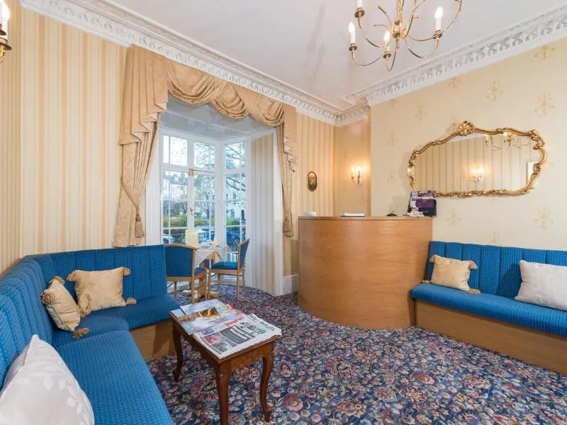 Georgian Lodge
