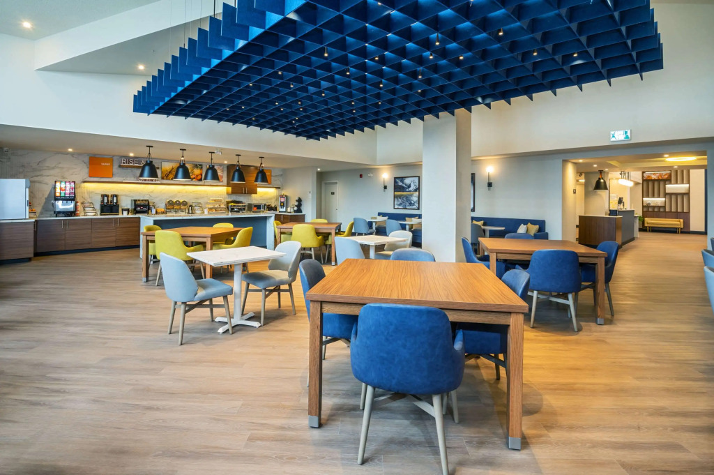 Comfort Inn & Suites