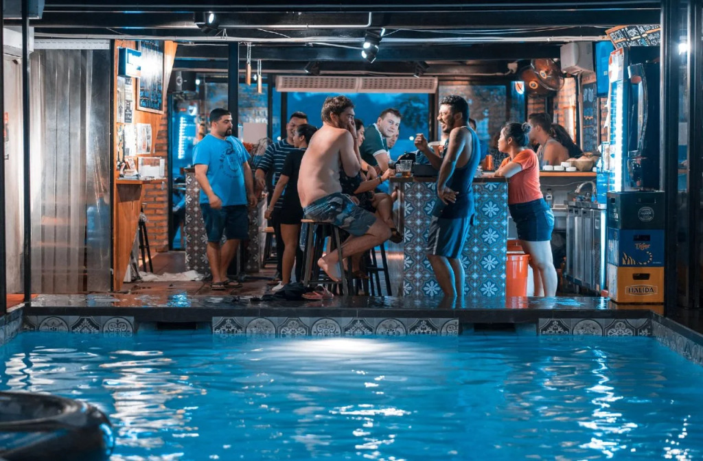 7Fridays Westlake Hostel