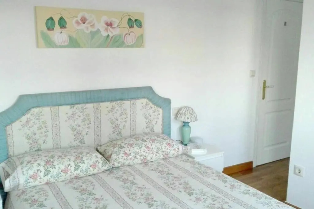 Apartment with 3 bedrooms in A Coruna with WiFi 200 m from the beach