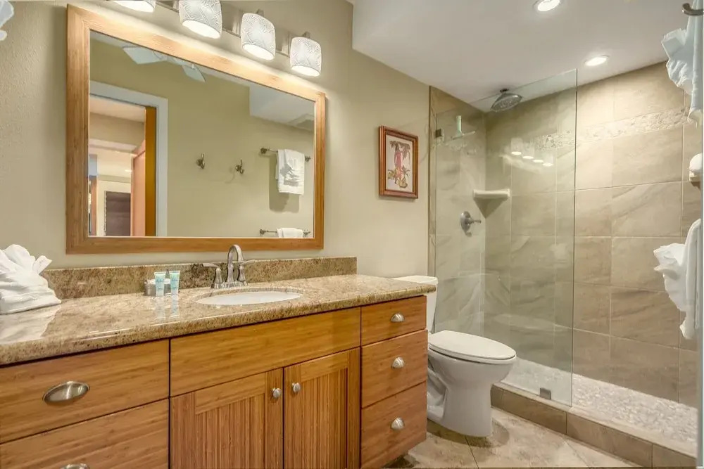 Hale Hui Kai 106 - Beautiful Ground Floor Unit, on Keawakapu Beach, Split AC!