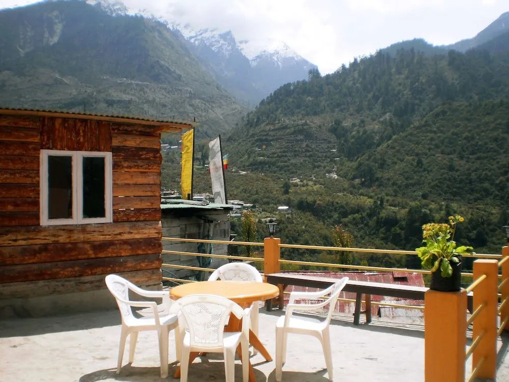 Hotel Tenzing Retreat