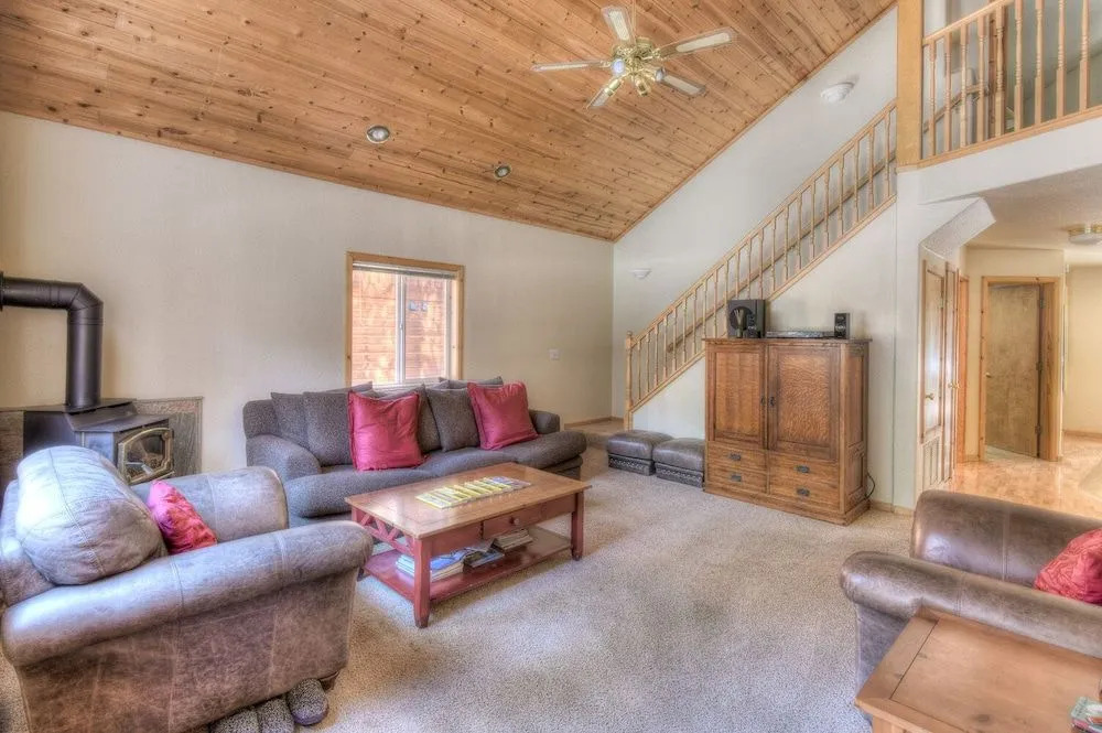 Shady Maple Retreat