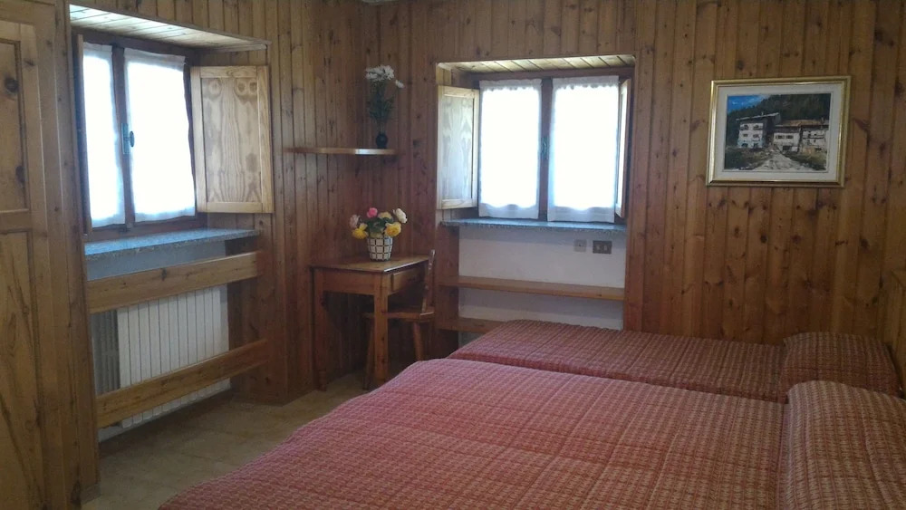 Hotel & Restaurant Perret - Mountain People