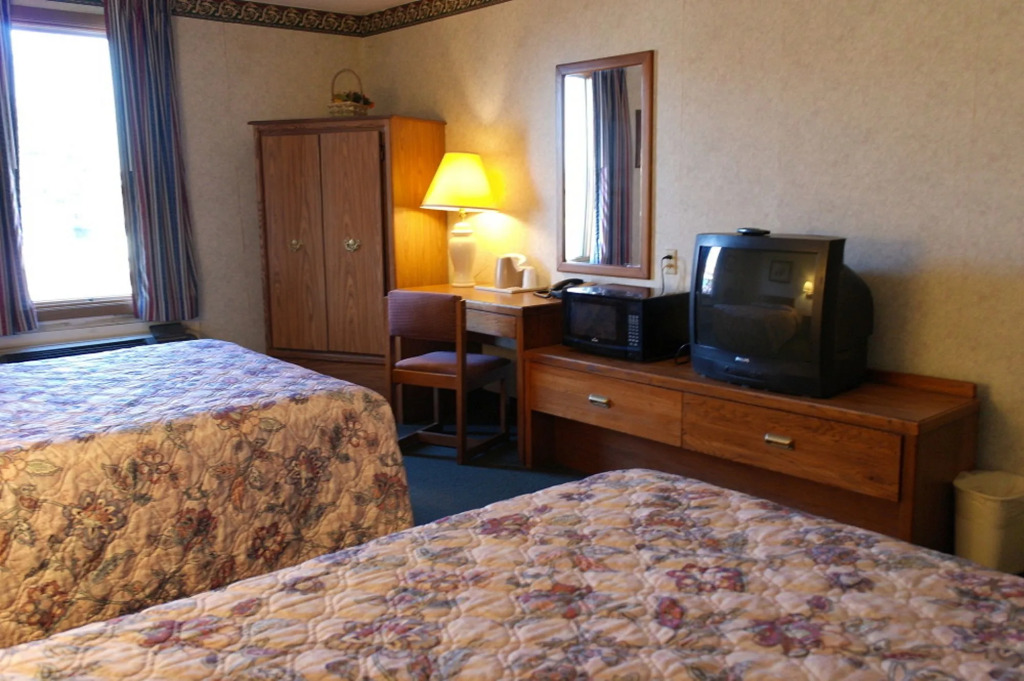 State Line Inn