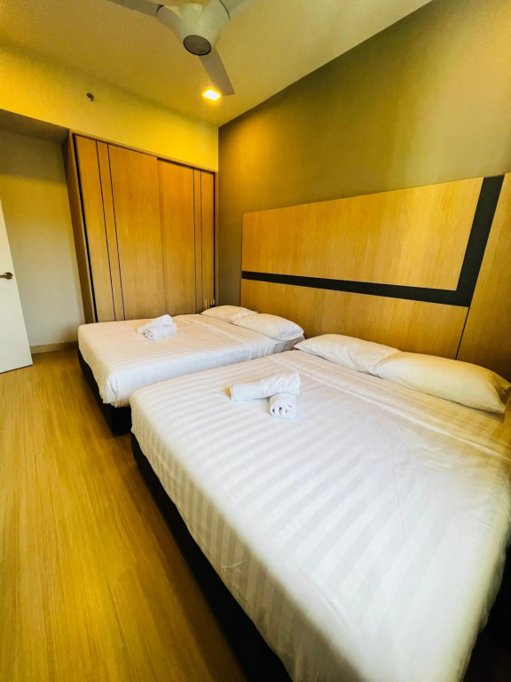 Cuti Genting 2 Bedroom 7 Pax Free WIFI Luxury Windmill Mountain View Genting Highland