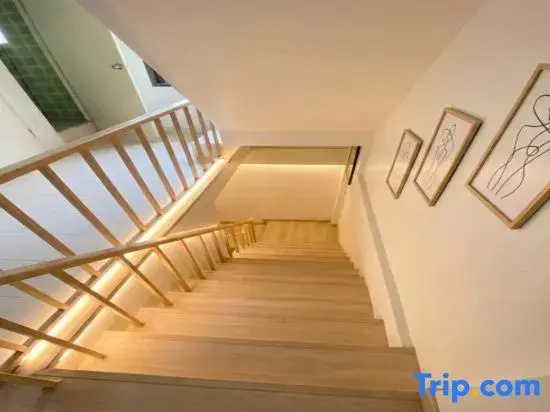 Hostel Bangkok Airport Comfort By MaTong " Near Suvarnabhumi Airport BKK "