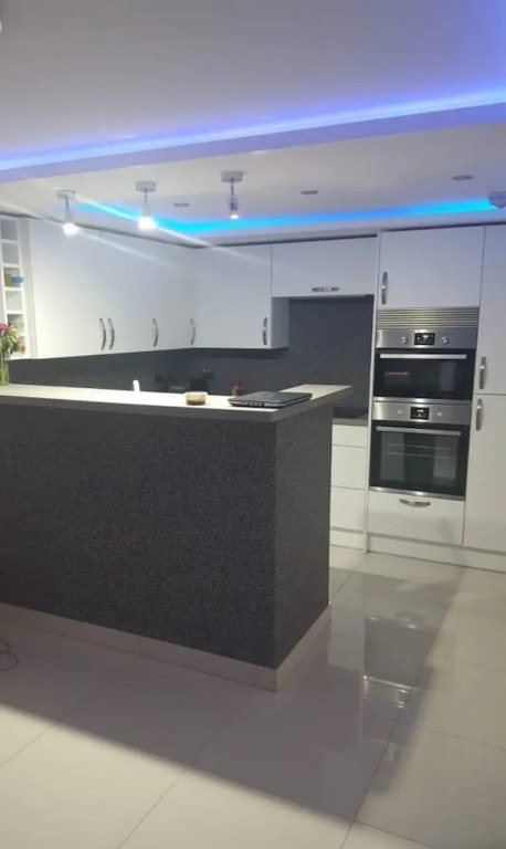 Lovely 2-bed Apartment in Coventry