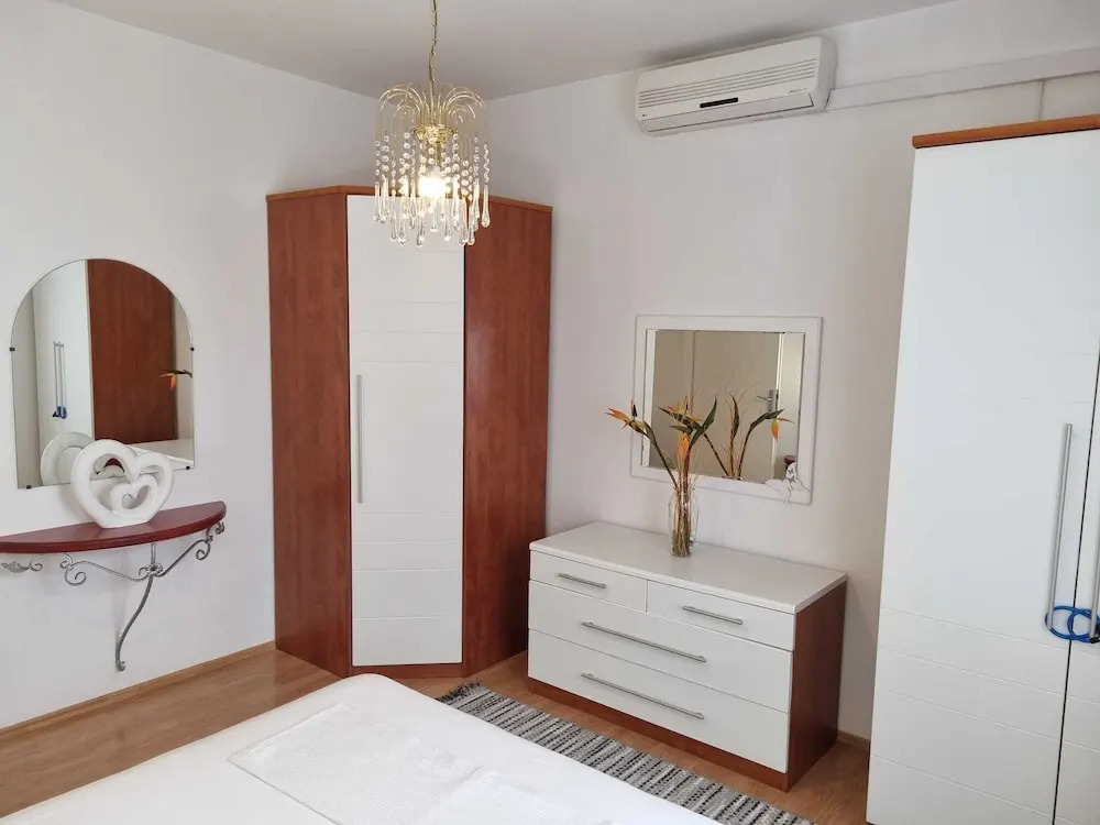 Apartments Hani