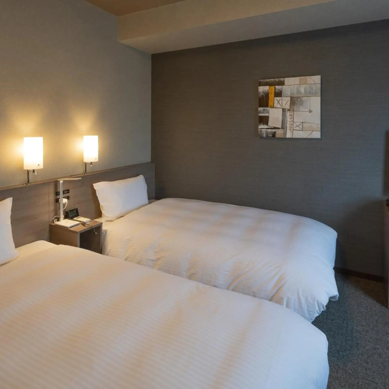 Hotel Route Inn Grand Wakayama Eki Higashiguchi