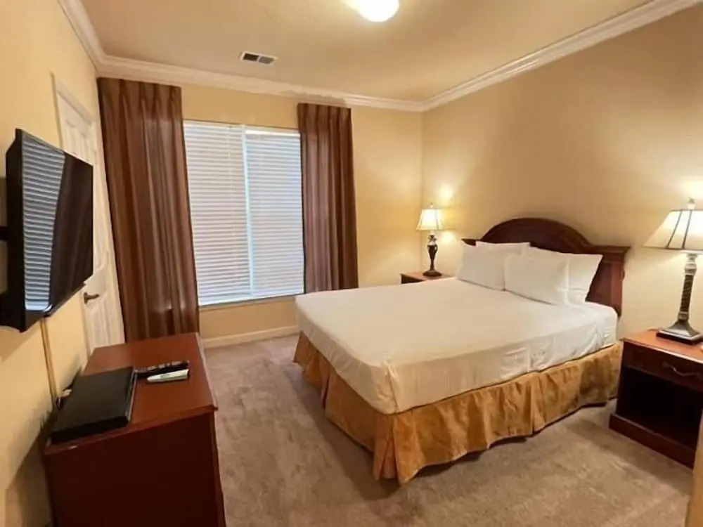 1361tt Unit 7308-tuscana Resort 3 Bedroom Condo by RedAwning