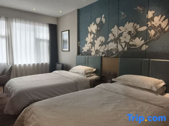 Magnotel (business) Hotel Fenghuang East Street Branch, Luya Mountain scenic spot, Ningwu, Xinzhou