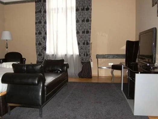 Rex Clinic Hotel