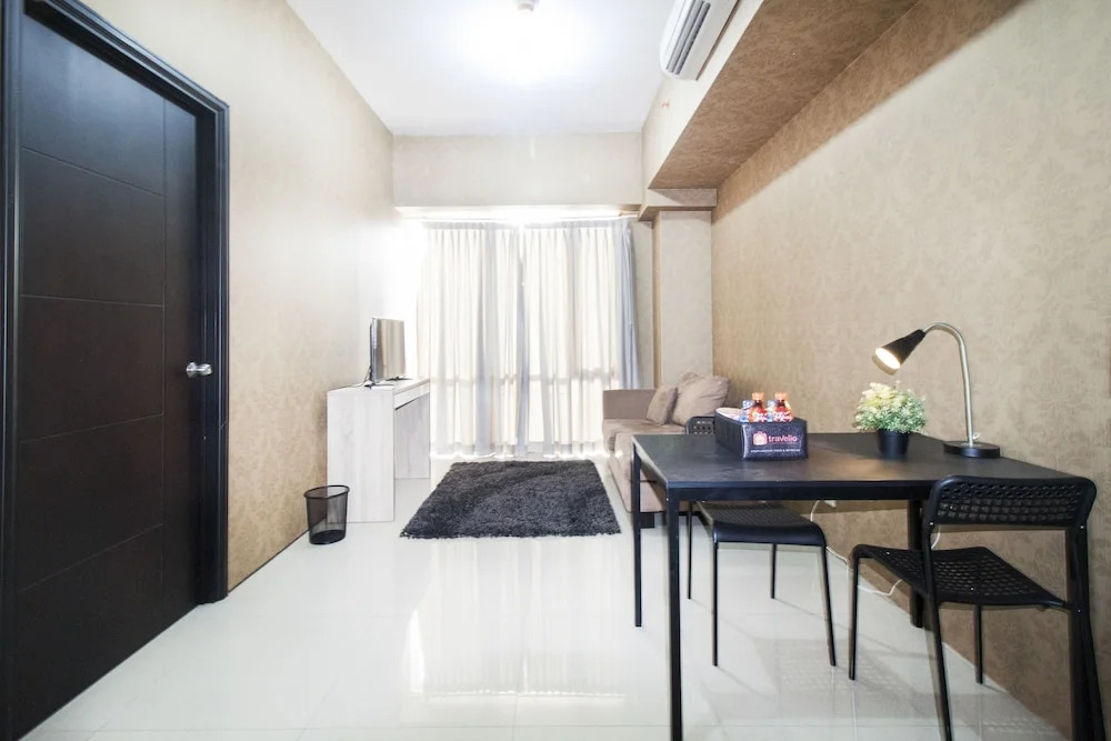 1 Bedroom Ambassade Residence By Travelio