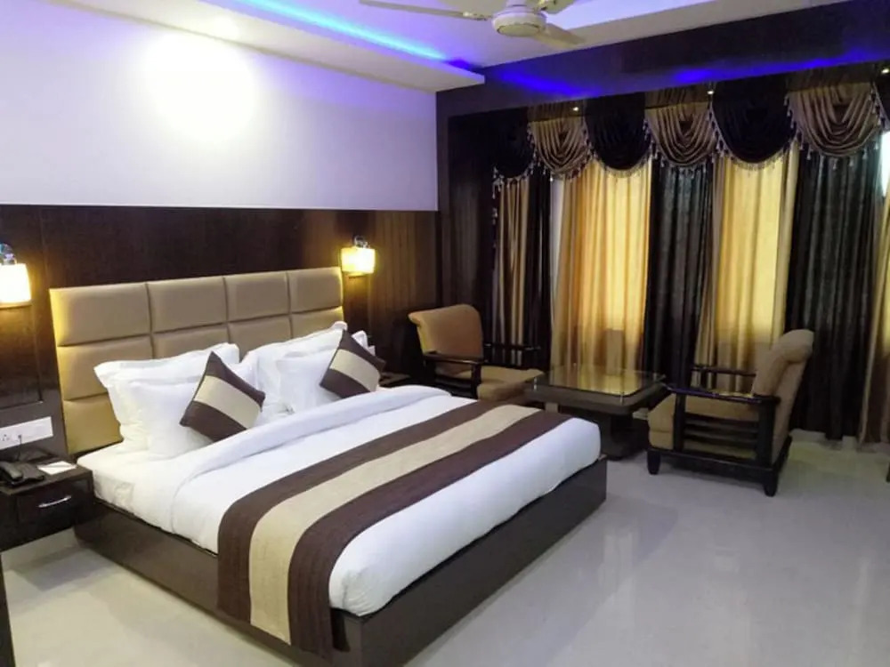 Hotel Crystal Ganga Heights 5 Min from Har Ki Pauri