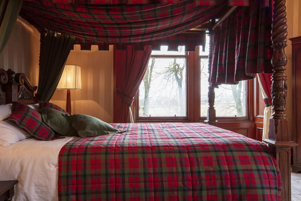 Newton Manor House - Luxury Retreat Sleeps 13