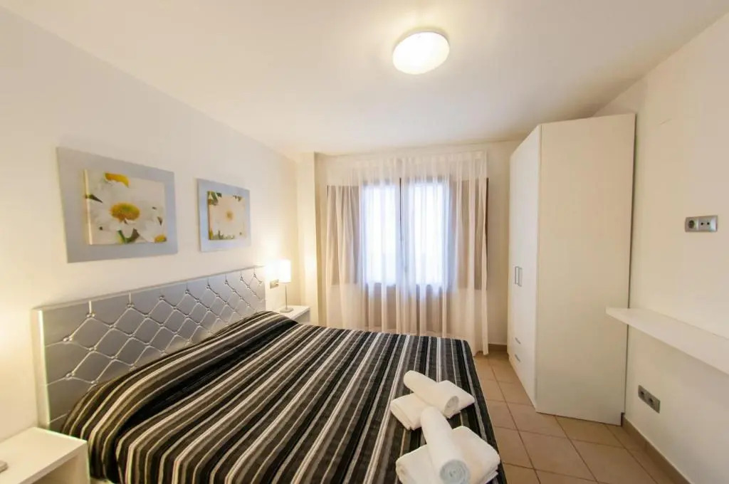 HAPPYVILA Apartments