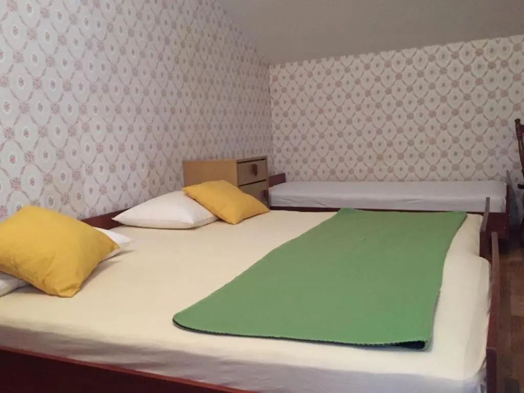 Big 4-bedroom apartment Perica, Podstrana