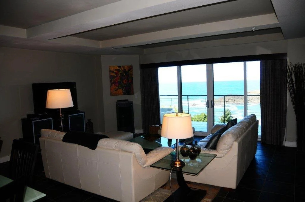 Whale Cove Inn