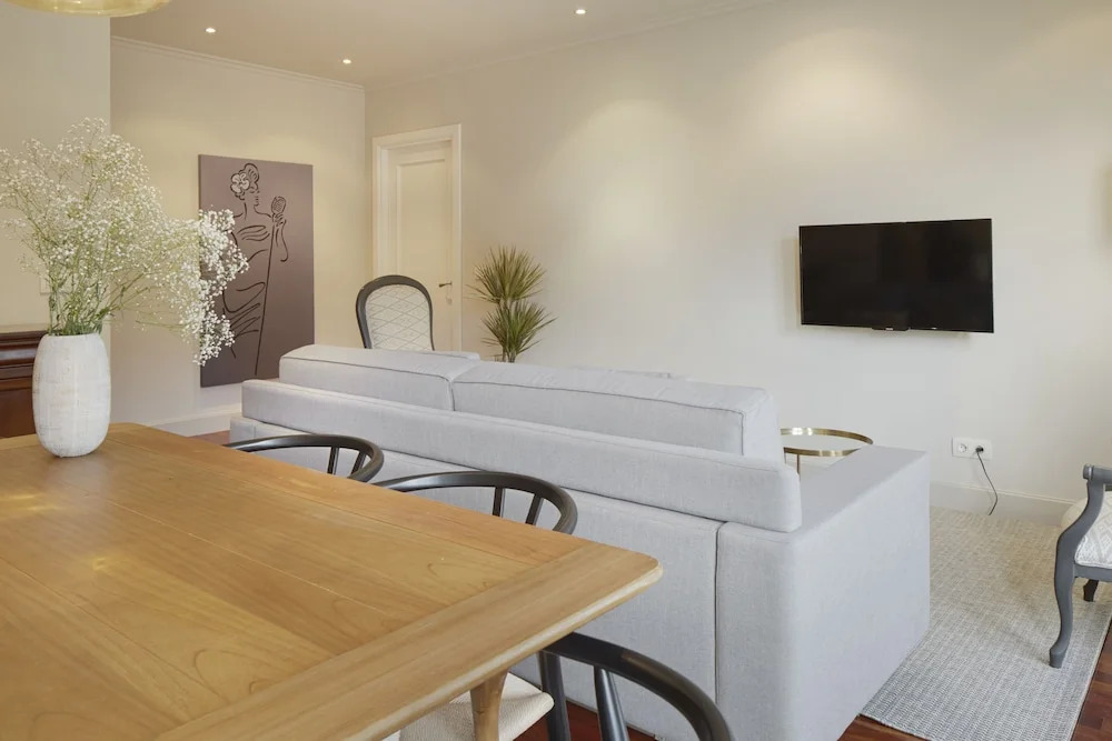 Garibay Terrace by FeelFree Rentals