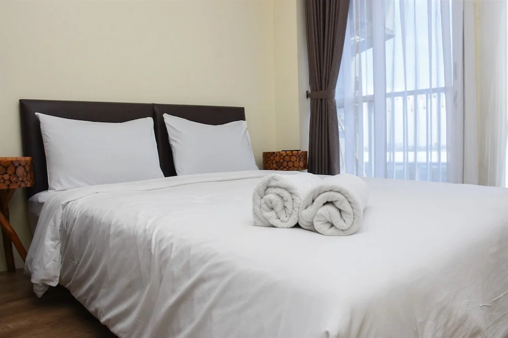 Nice And Cozy Studio At Tifolia Apartment