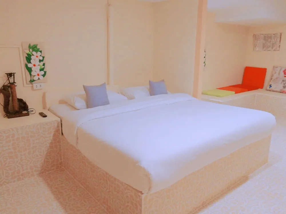 Huahin Pool Villa By Opal