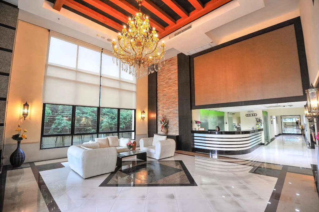42Grand Residence
