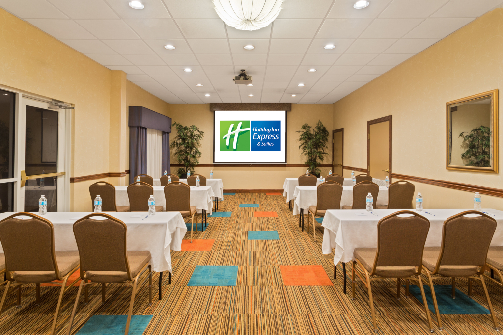 Holiday Inn Express & Suites Lakeland North I-4 by IHG