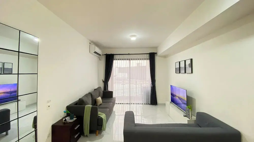 Spacious and Good Location 3BR at Sky House BSD Apartment