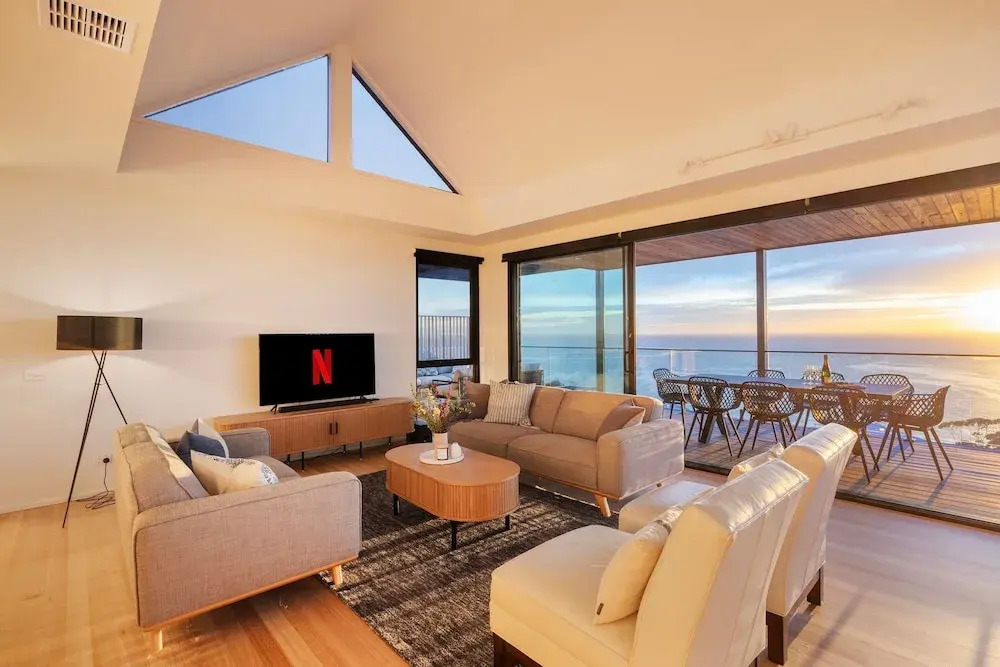 Azure Horizon Gas Heated Pool With Stunning View