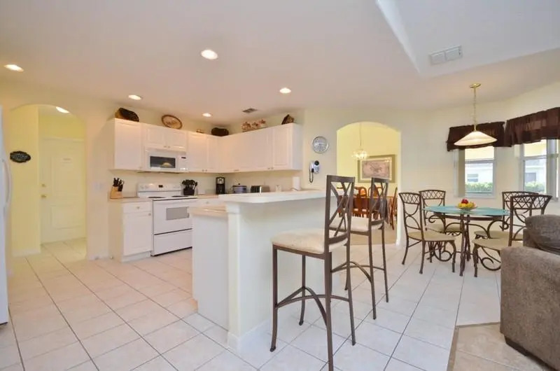 766 Dolcetto Drive 4 Bedrooms, 3 Bathrooms