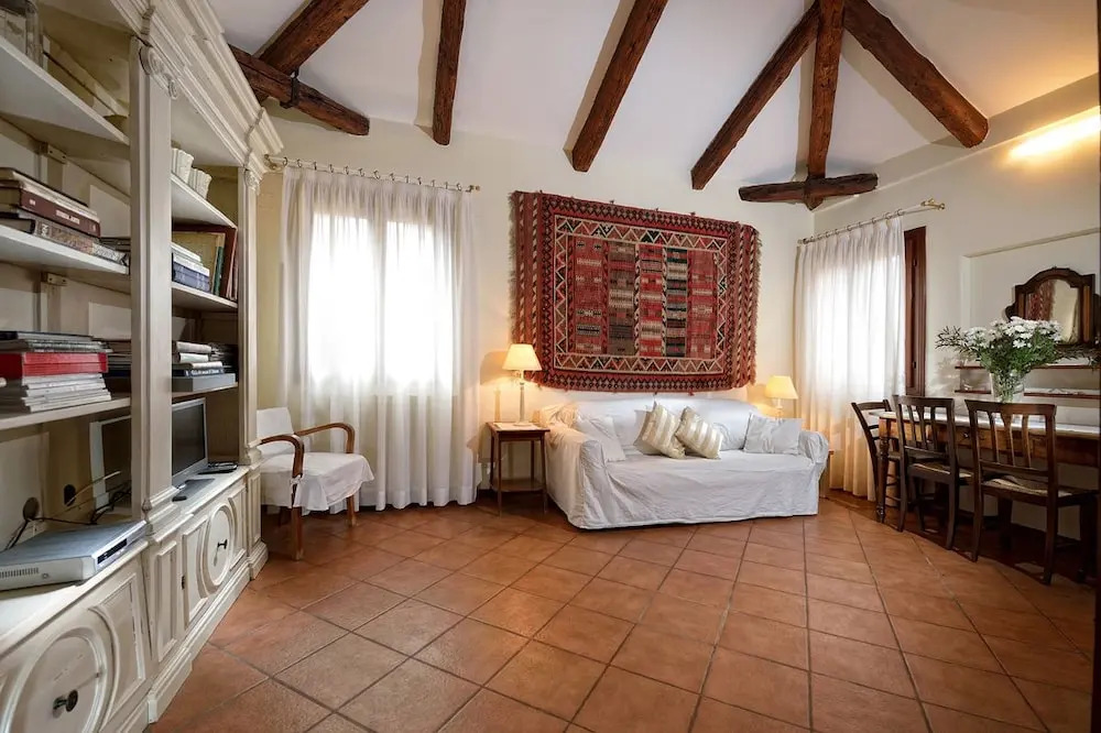 Warm Hospitality Apartments