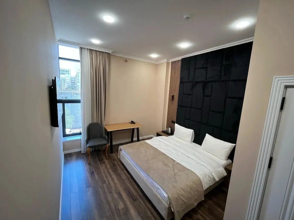 Urban Majesty Hotel