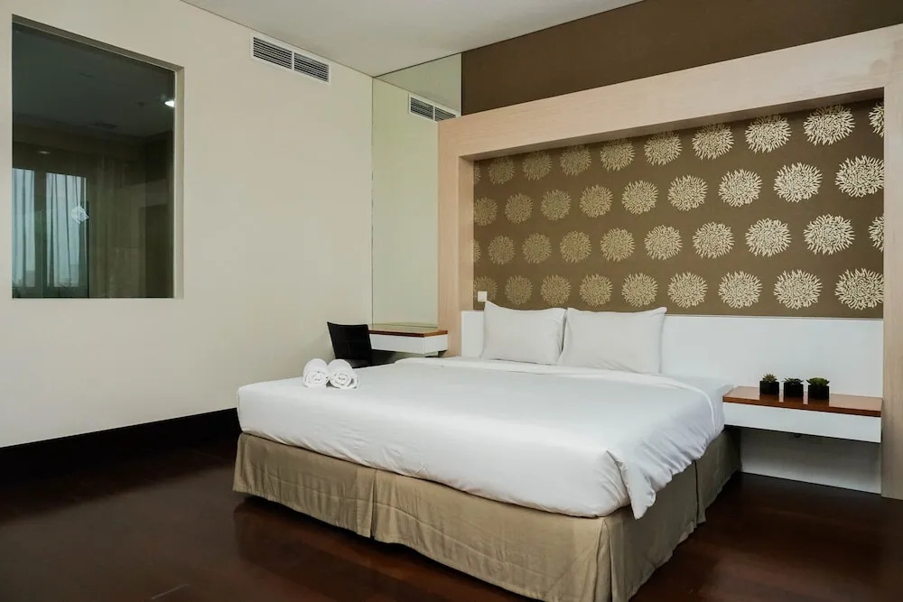 Exclusive and Spacious 3BR Apartment at Pearl Garden