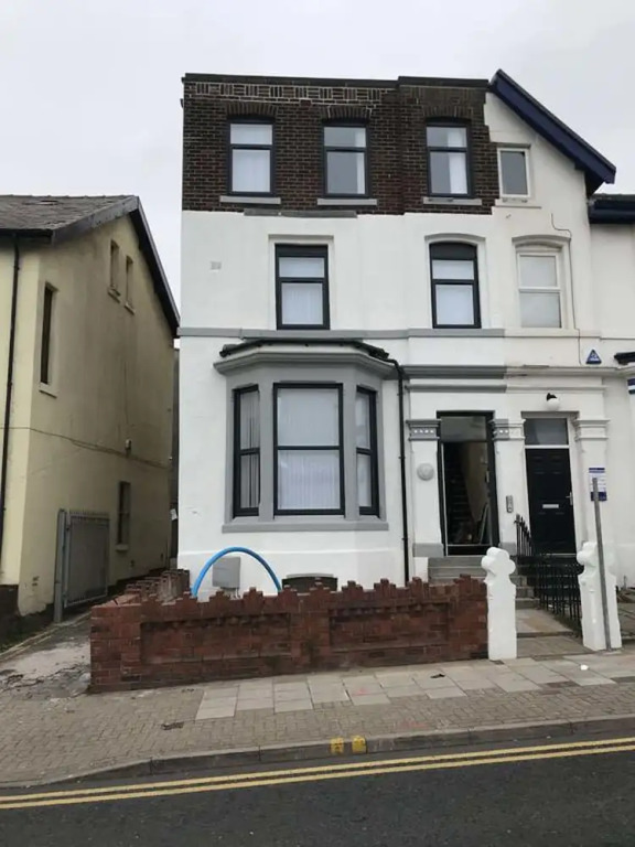 Winter Gardens Service Apartments by Blackpool Service Apartments