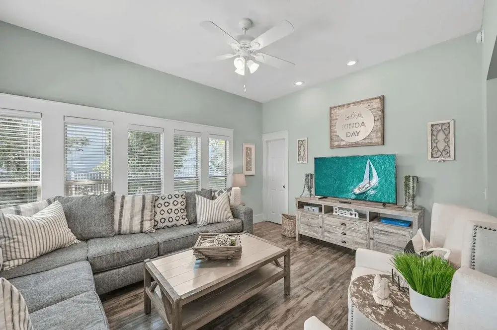 Walk to Blue Mountain Beach, Private Pool, Hot Tub 30A Sea-renity by Avantstay