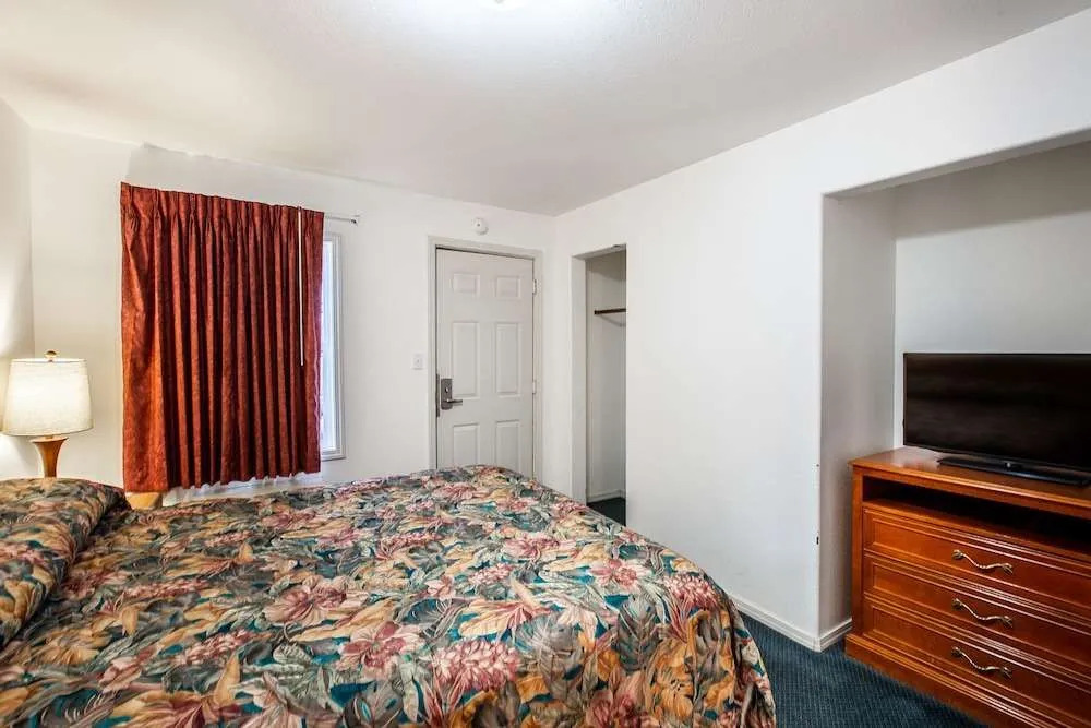 Autzen Inn