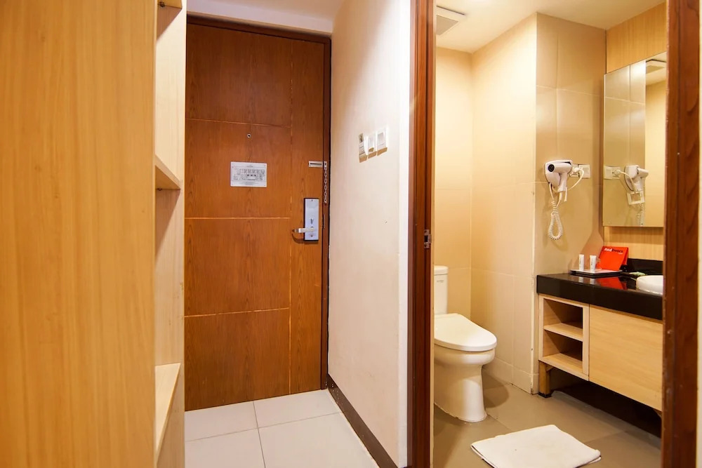 RedDoorz Premium @ Karang Tenget Tuban