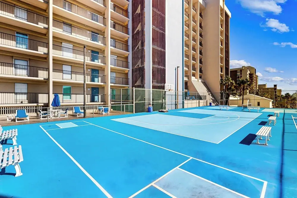 Resort 2BR w/ Patio, Perks: Suntide III - Unit 104