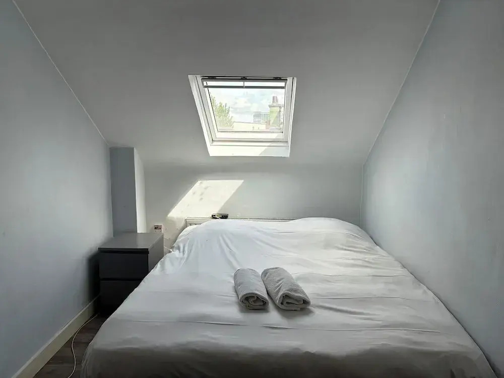 Charming Entire Duplex Apartment for 5 in Saint-gilles,