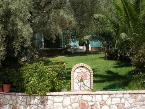 Ilios Hotel & Villas