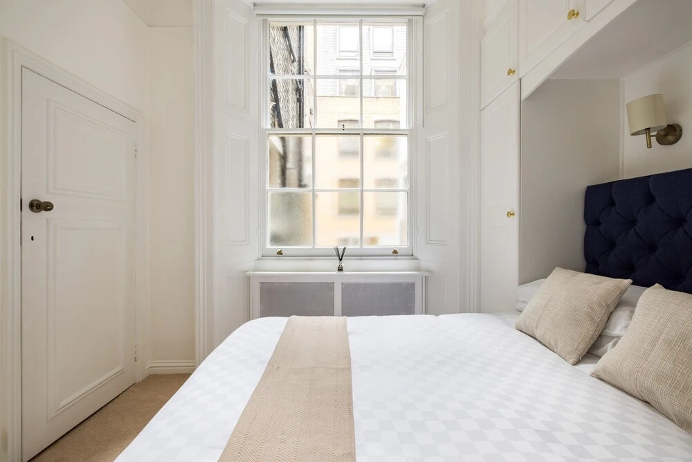 Luxury 2-bed Apartment in Knightsbridge