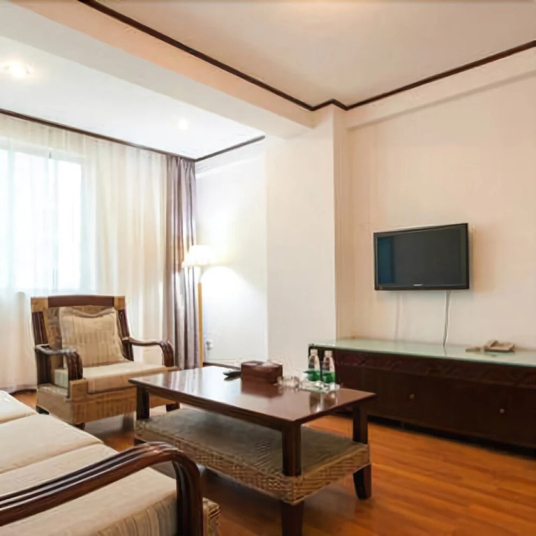 Yuhai Hotspring Hotel - Haikou