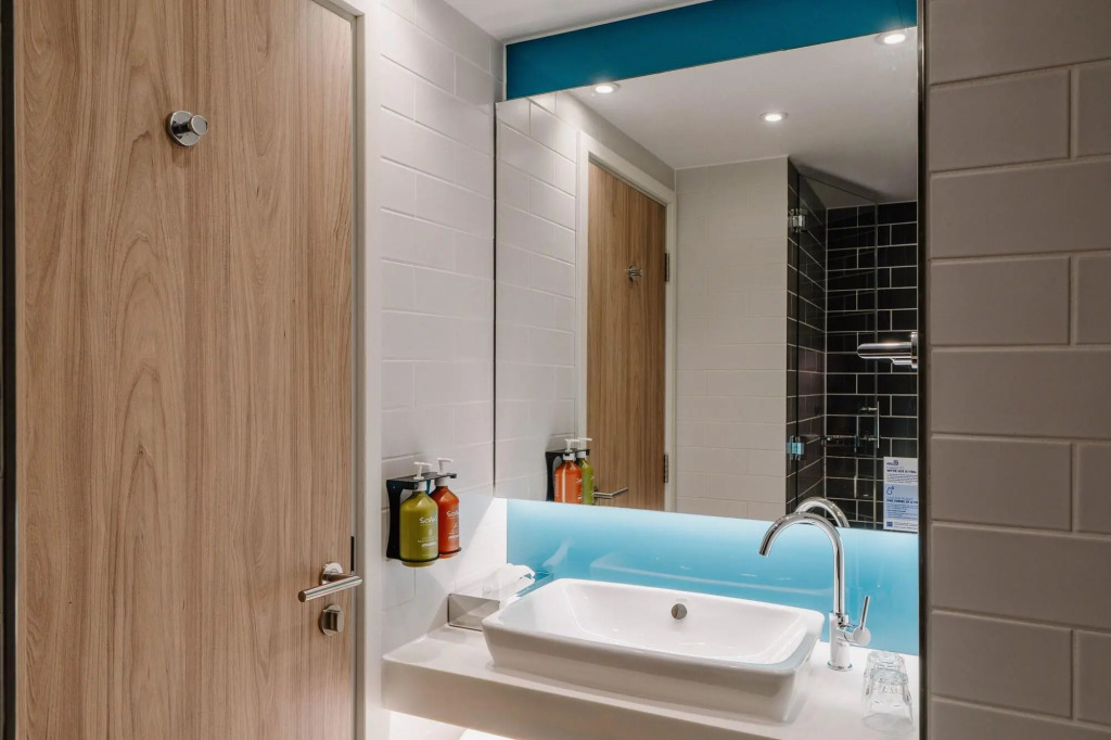Holiday Inn Express Liverpool - Central by IHG